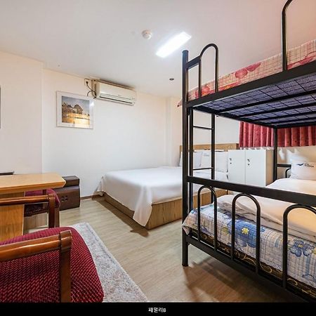 Incheon Airport Yegrina Hotel Экстерьер фото