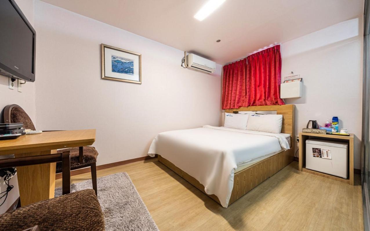 Incheon Airport Yegrina Hotel Экстерьер фото